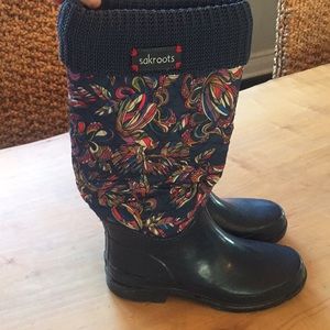 Sakroots rain boots